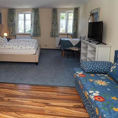 Landgasthof Zum Schwarzen Grat 이스니임알가우