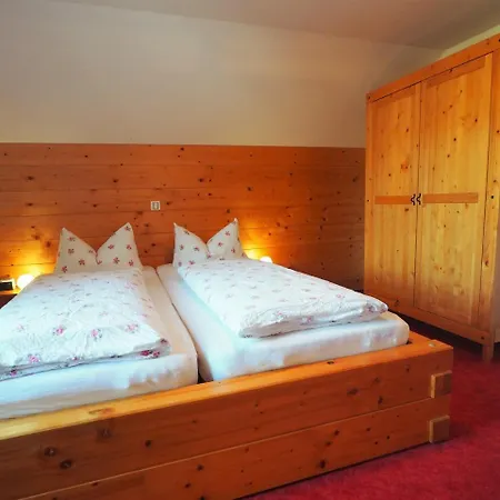 게스트하우스 Landgasthof Zum Schwarzen Grat