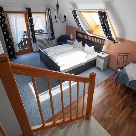 Landgasthof Zum Schwarzen Grat 게스트하우스